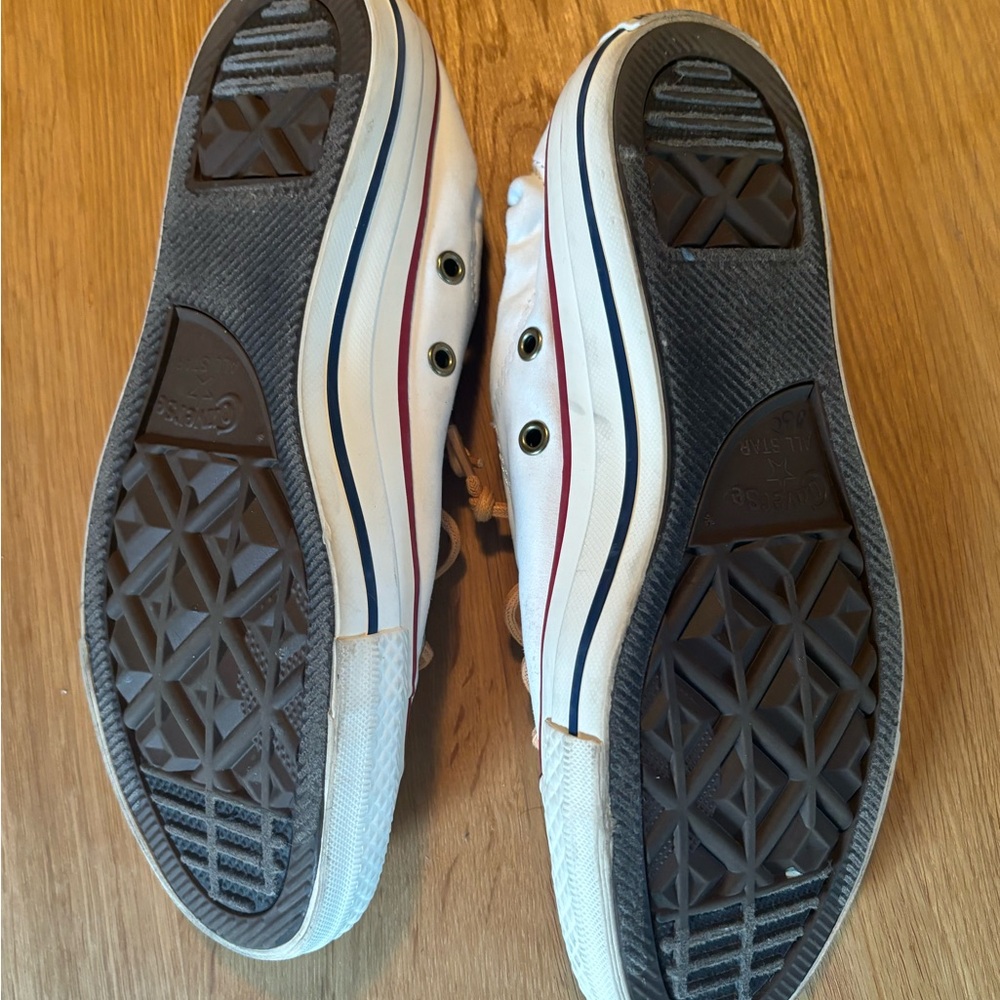 Converse - Picture 3 of 3